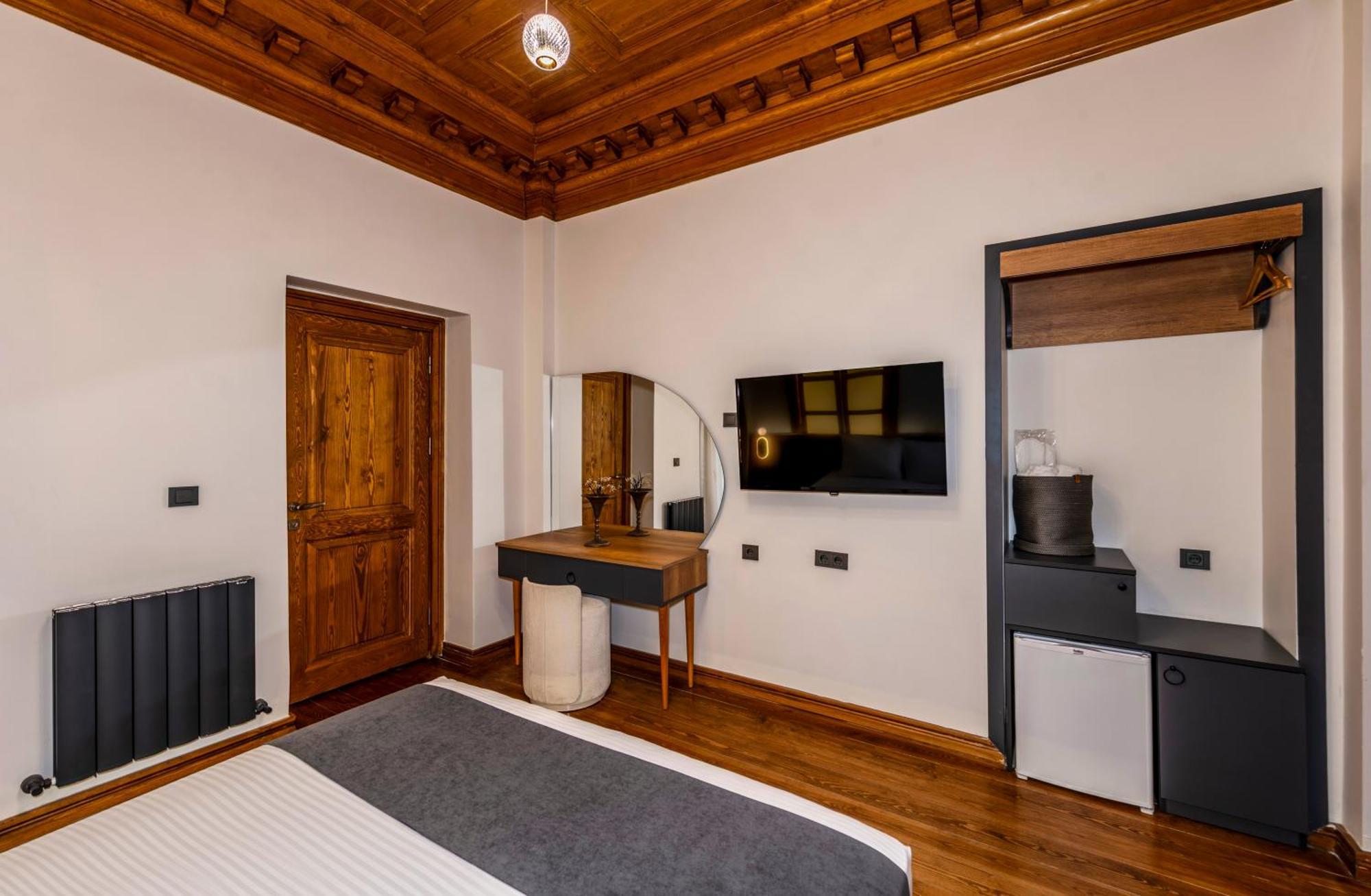 Elmira Pera Hotel & Spa - Special Class Istanbul Exteriör bild